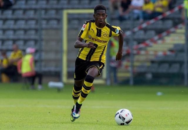 朴茨茅斯总监：热刺已与我们就可能提前召回梁民革进行了谈判