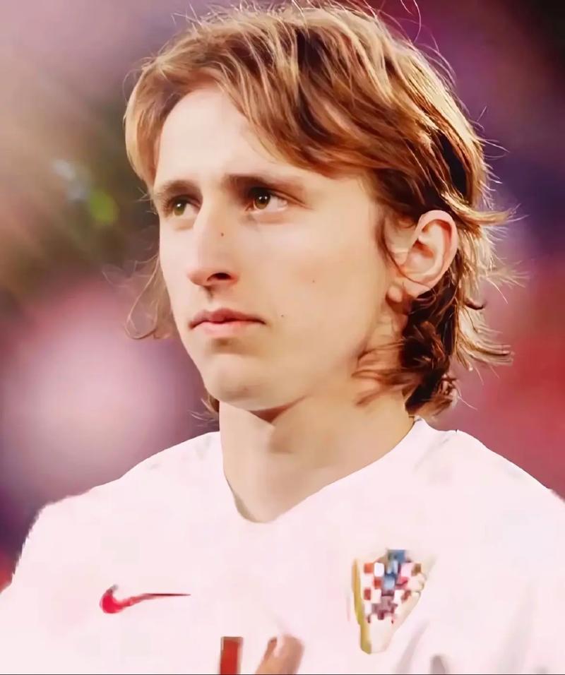 迪马：姆拉契奇本人尚未同意去国米，俱乐部层面已达成一致