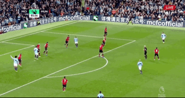 [德甲]凯恩帽子戏法 拜仁五场连胜