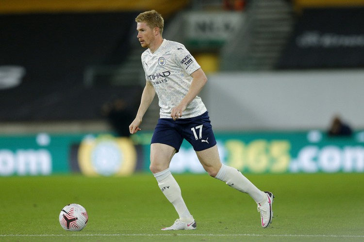 轻松好玩的国风收妖游戏《桃花师》，联动柳夜熙打造赛博妖灵幻想新宇宙