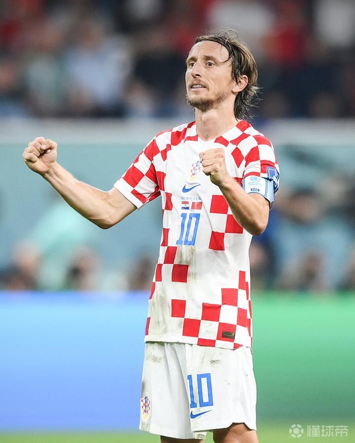 杨瀚森4分阿夫迪亚33+8+9 开拓者大胜爵士