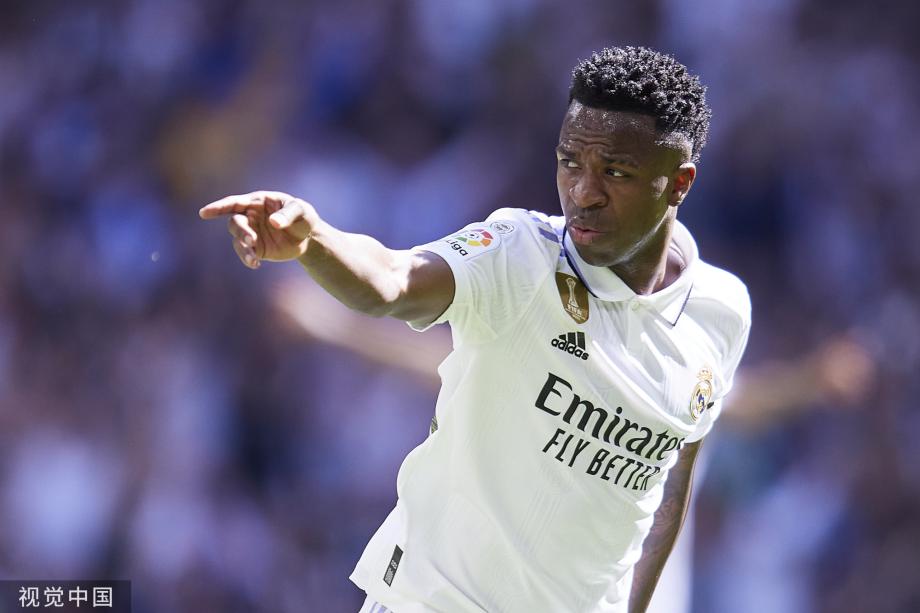 CBA-广东16分轻取同曦 胡明轩14分郭昊文20+5